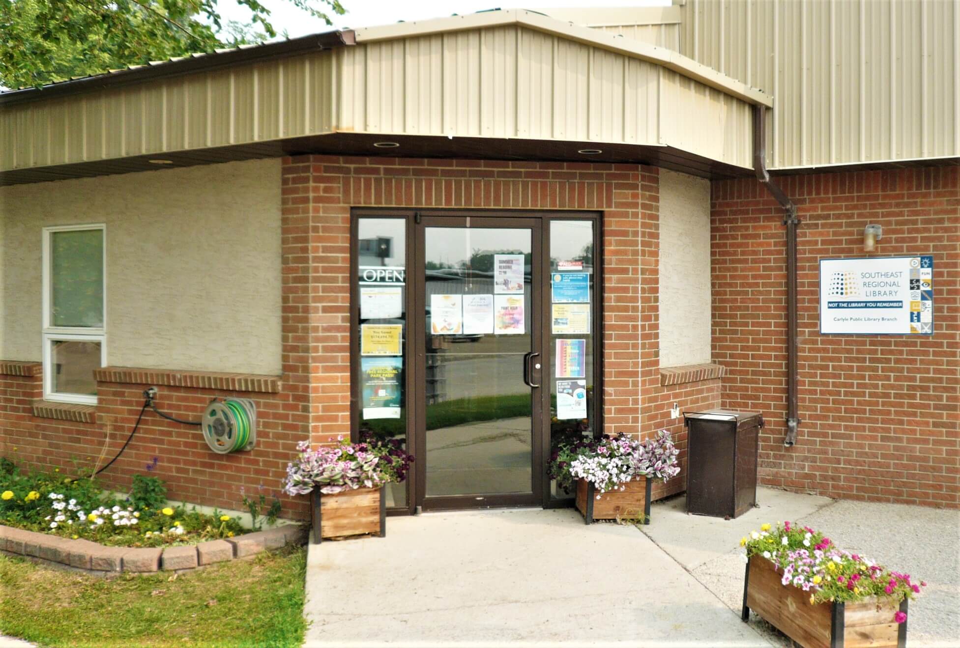 Carlyle Public Library Branch